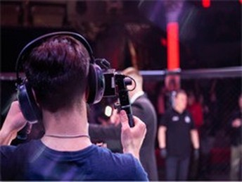 青島婚紗攝影哪家好？專業(yè)服務(wù)為您打造浪漫愛(ài)情故事